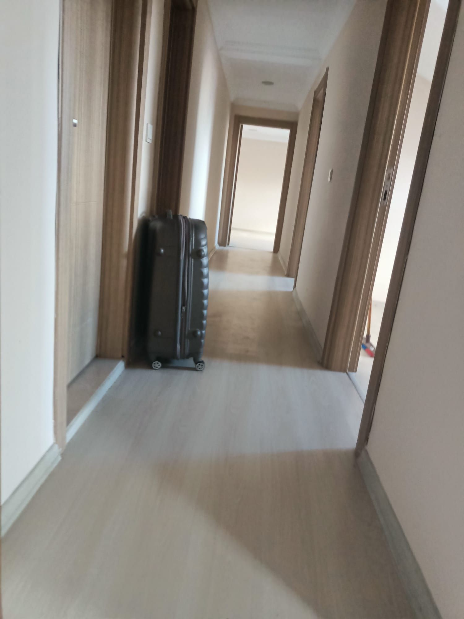Karlıbayır Mahallesi'nde Kapalı Pazar Yanında 2+1 Çatı Katı
